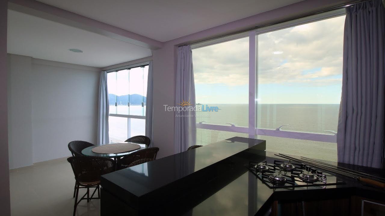 House for vacation rental in Itapema (Meia Praia)