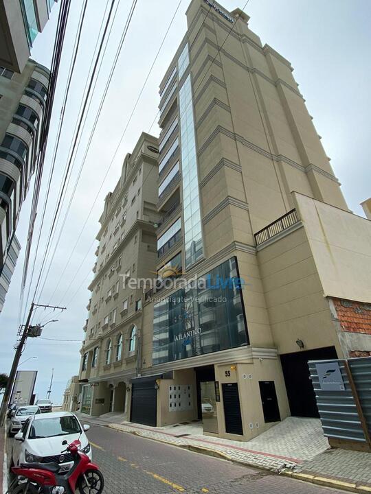 Apartment for vacation rental in Itapema (Meia Praia)