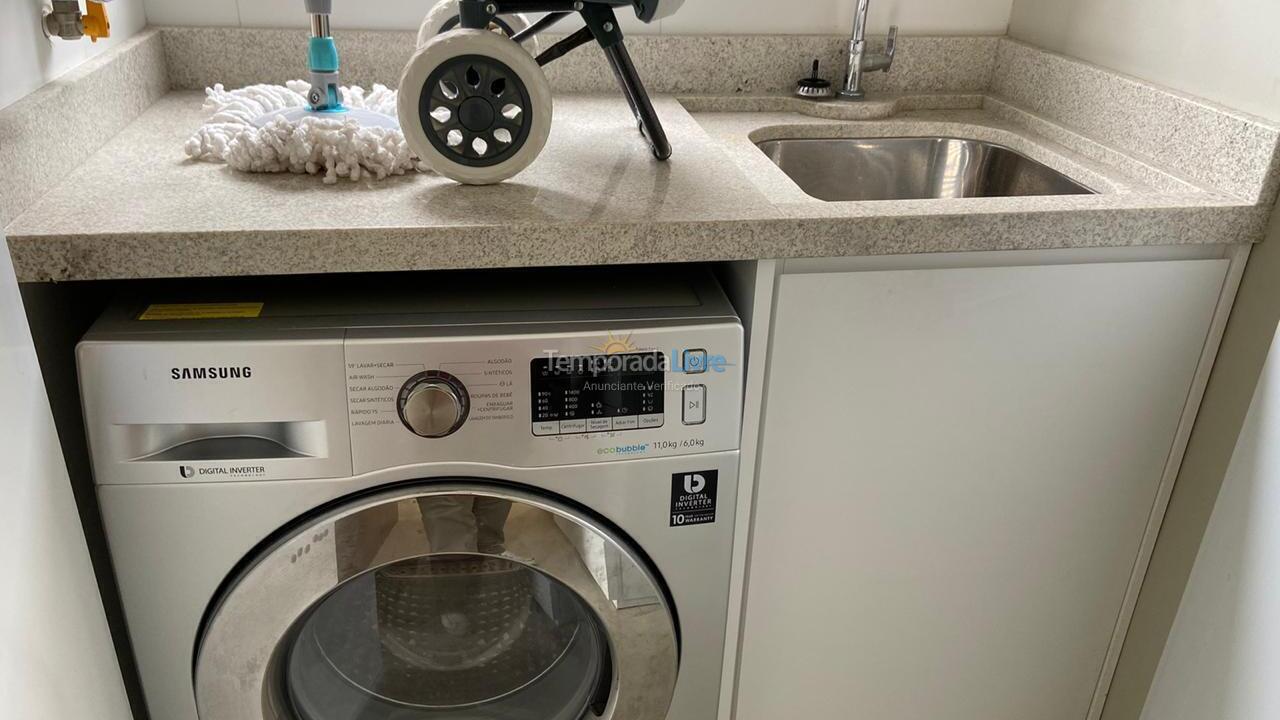 Apartment for vacation rental in Itapema (Meia Praia)