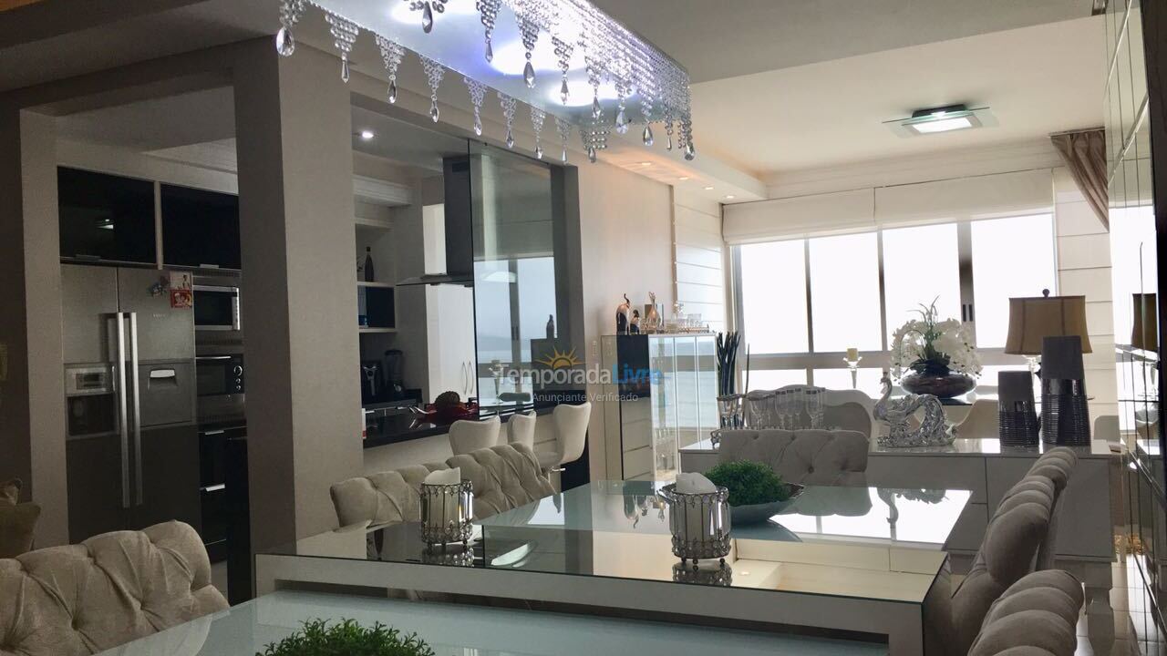 Apartamento para alquiler de vacaciones em Itapema (Meia Praia)