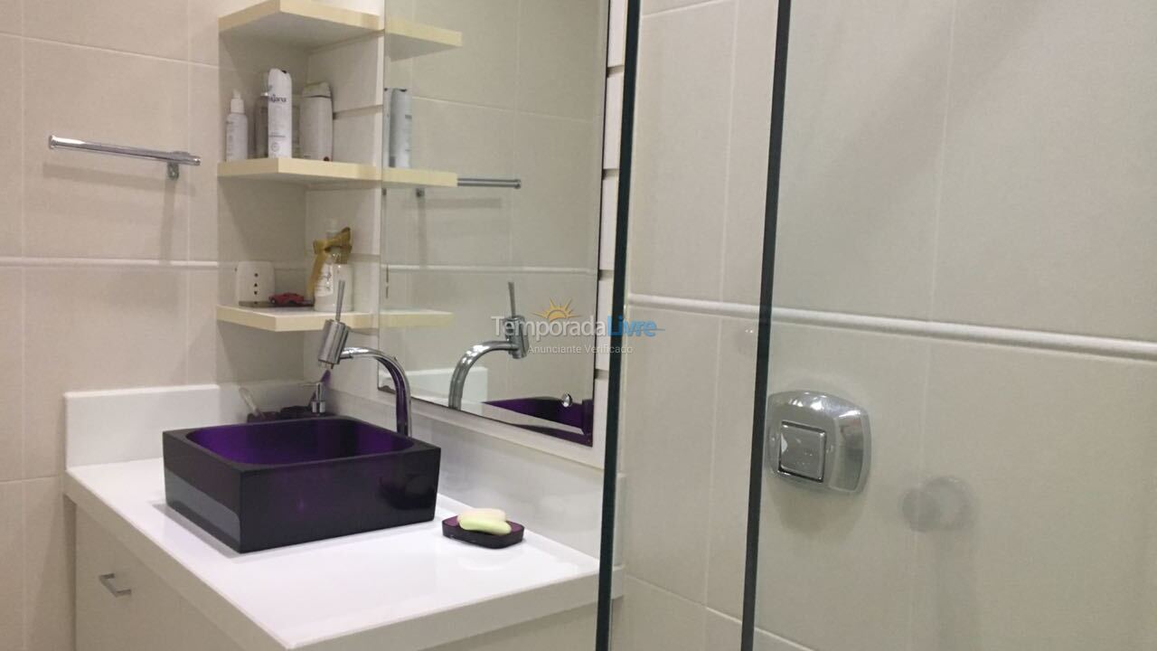 Apartamento para alquiler de vacaciones em Itapema (Meia Praia)