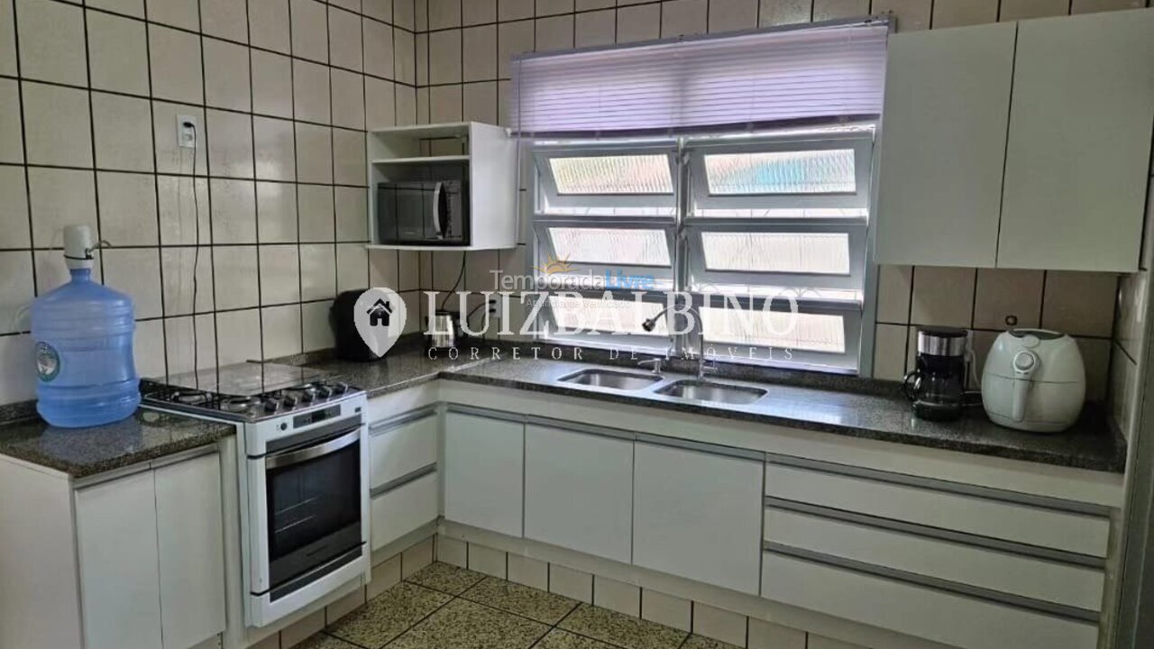 Casa para aluguel de temporada em Florianópolis (Cachoeira do Bom Jesus)