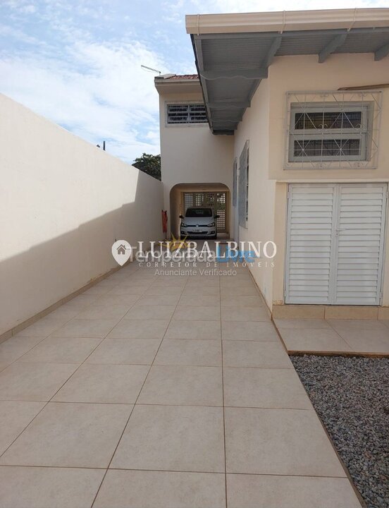 Casa para aluguel de temporada em Florianópolis (Cachoeira do Bom Jesus)