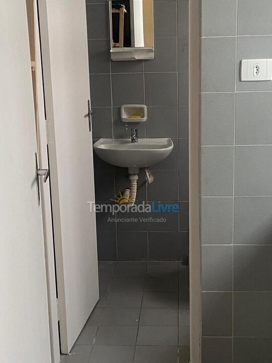 Apartamento para aluguel de temporada em Guarujá (Enseada)