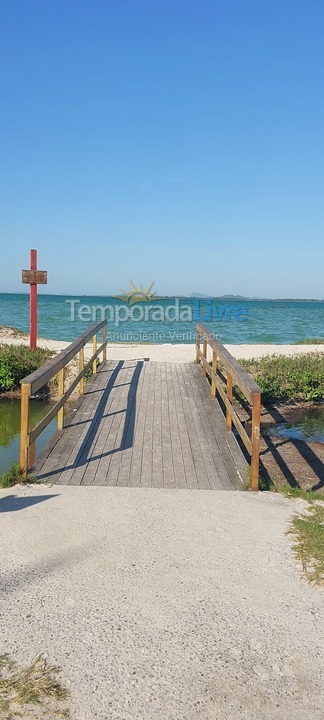 Casa para aluguel de temporada em Arraial do Cabo (Figueira)