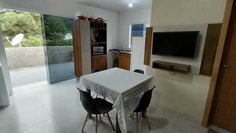 APARTAMENTO DE 2 DORMITORIOS CERCA DE COMERCIOS GENERALES