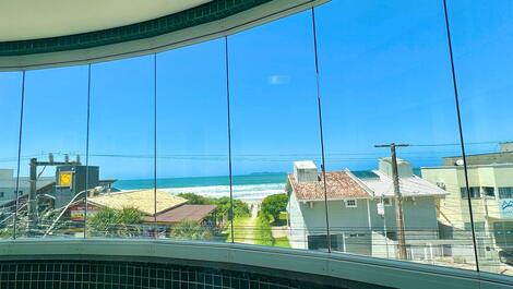 Apartamento a 40 metros del mar para alquiler vacacional en Mariscal