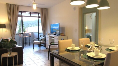 Lindo e confortável apartamento a poucos metros do mar!