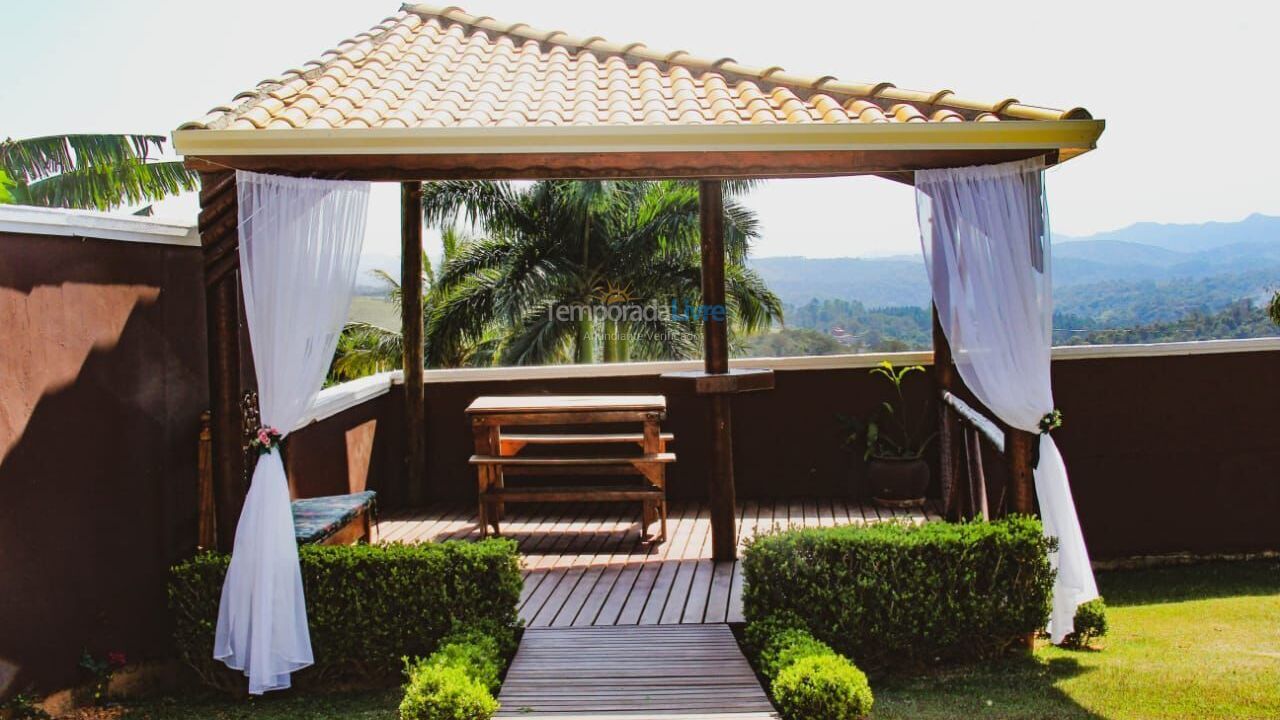 Chácara / sítio para aluguel de temporada em Araçariguama (Aparecidinha)