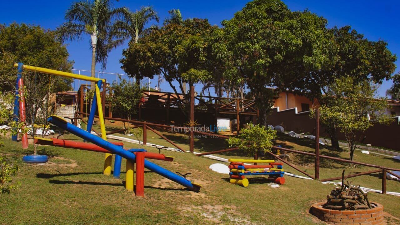 Chácara / sítio para aluguel de temporada em Araçariguama (Aparecidinha)