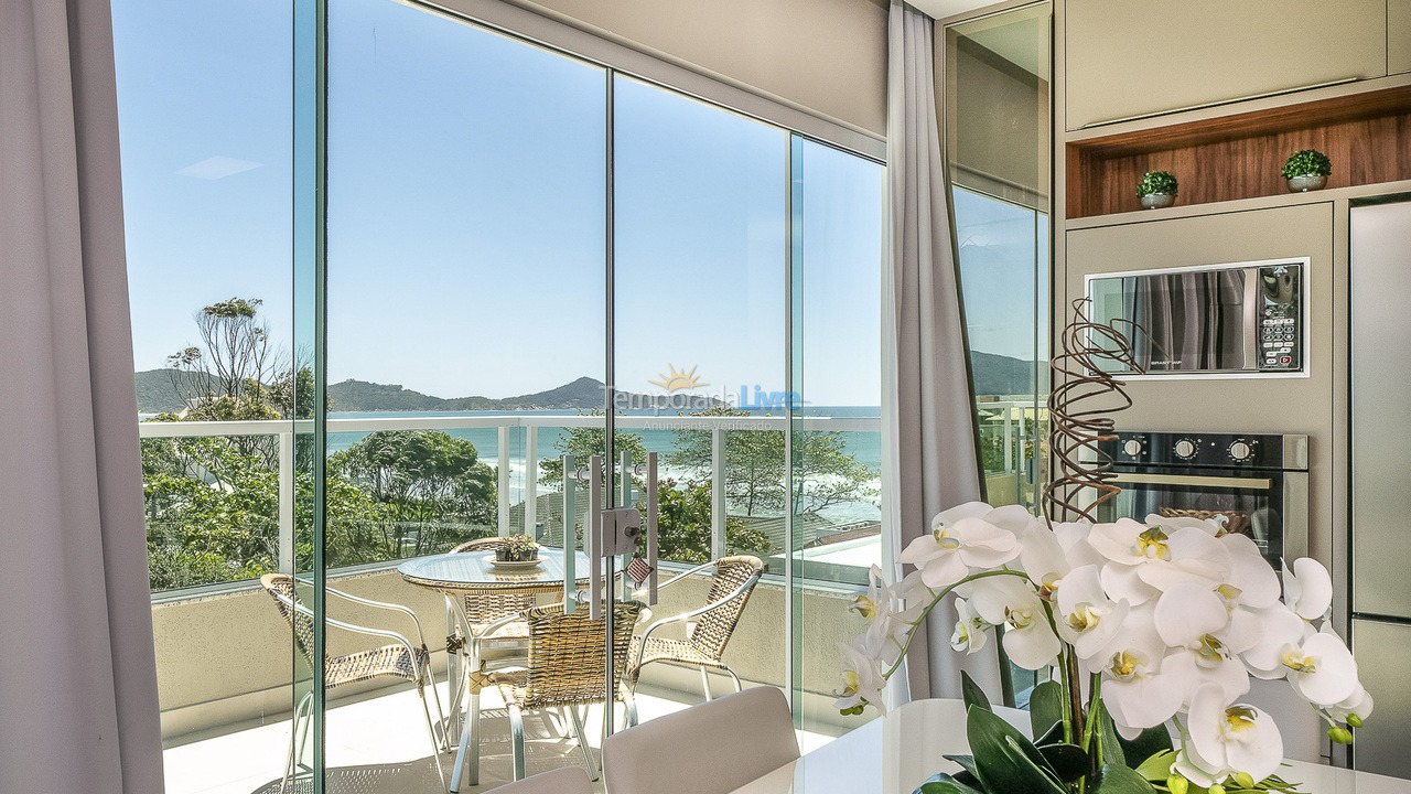 Apartamento para aluguel de temporada em Bombinhas (Canto Grande)