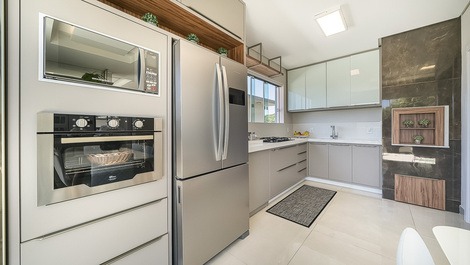 Cobertura duplex com vista para o mar