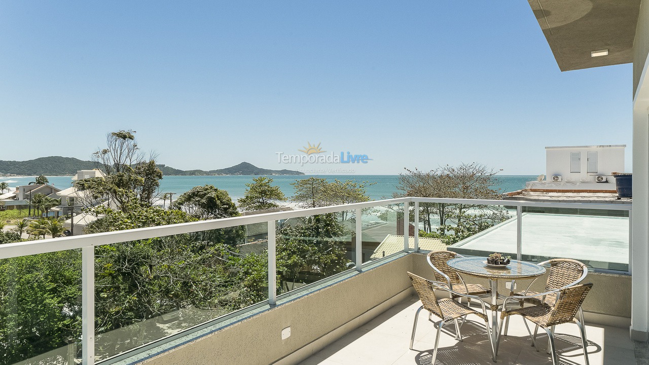 Apartamento para aluguel de temporada em Bombinhas (Canto Grande)