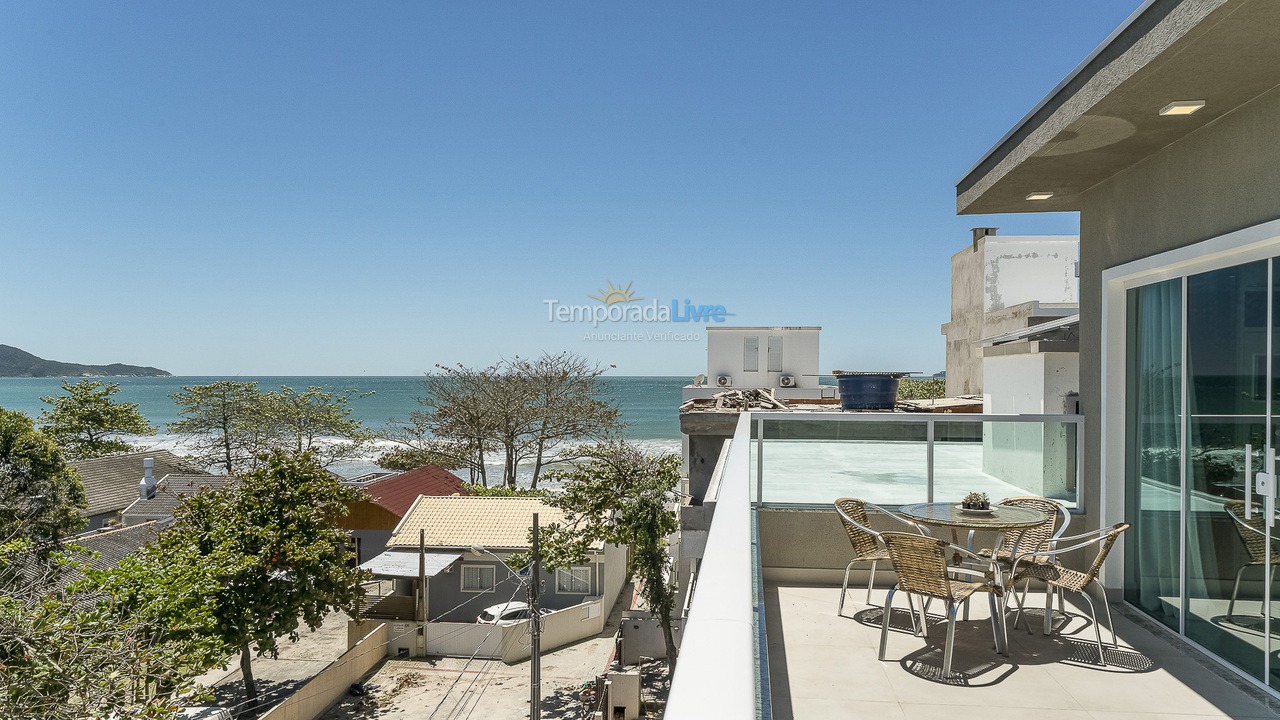 Apartamento para aluguel de temporada em Bombinhas (Canto Grande)