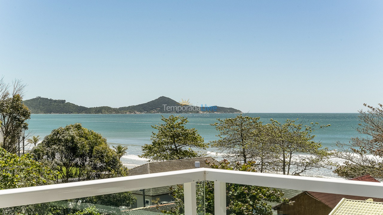 Apartamento para aluguel de temporada em Bombinhas (Canto Grande)