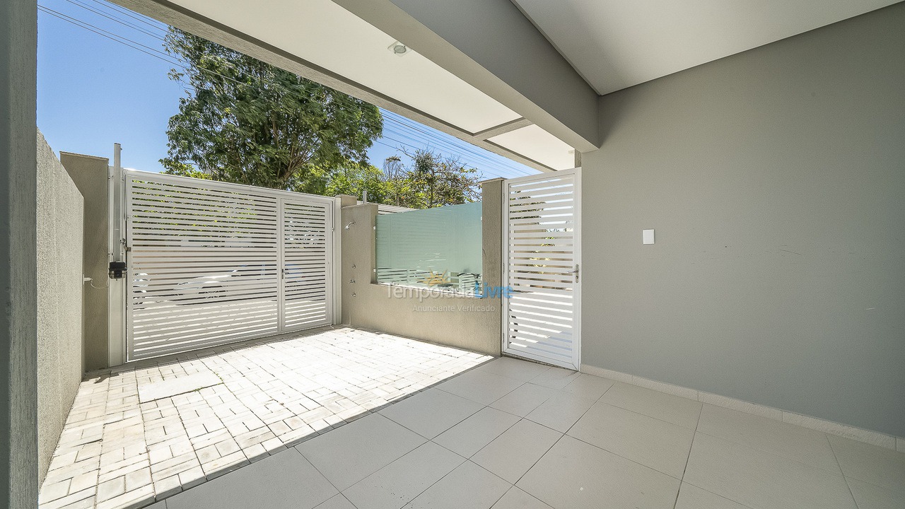 Apartamento para aluguel de temporada em Bombinhas (Canto Grande)