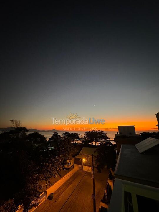 Apartamento para aluguel de temporada em Bombinhas (Canto Grande)