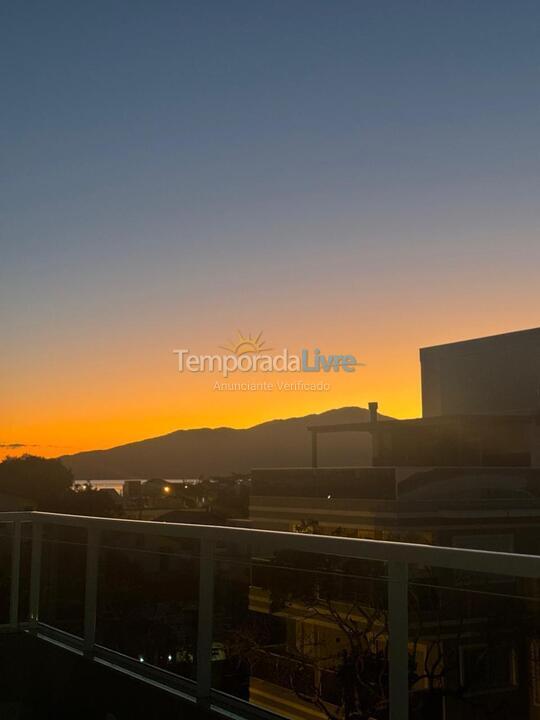 Apartamento para aluguel de temporada em Bombinhas (Canto Grande)