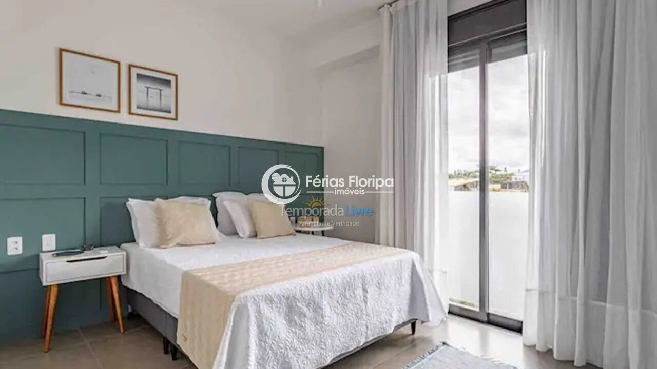 Casa para aluguel de temporada em Florianopolis (Campeche)