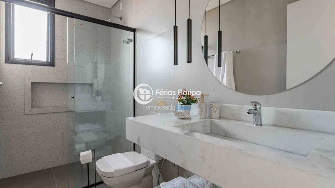 Casa para aluguel de temporada em Florianopolis (Campeche)