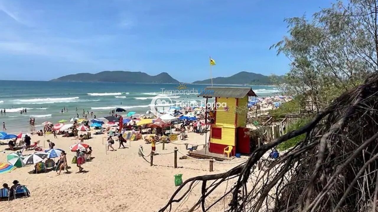 Casa para aluguel de temporada em Florianopolis (Campeche)