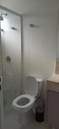 2 Bedroom Apartment 250m from the Beach