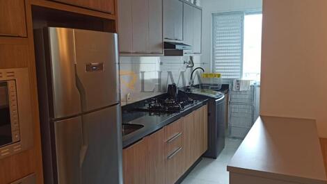 2 Bedroom Apartment 250m from the Beach