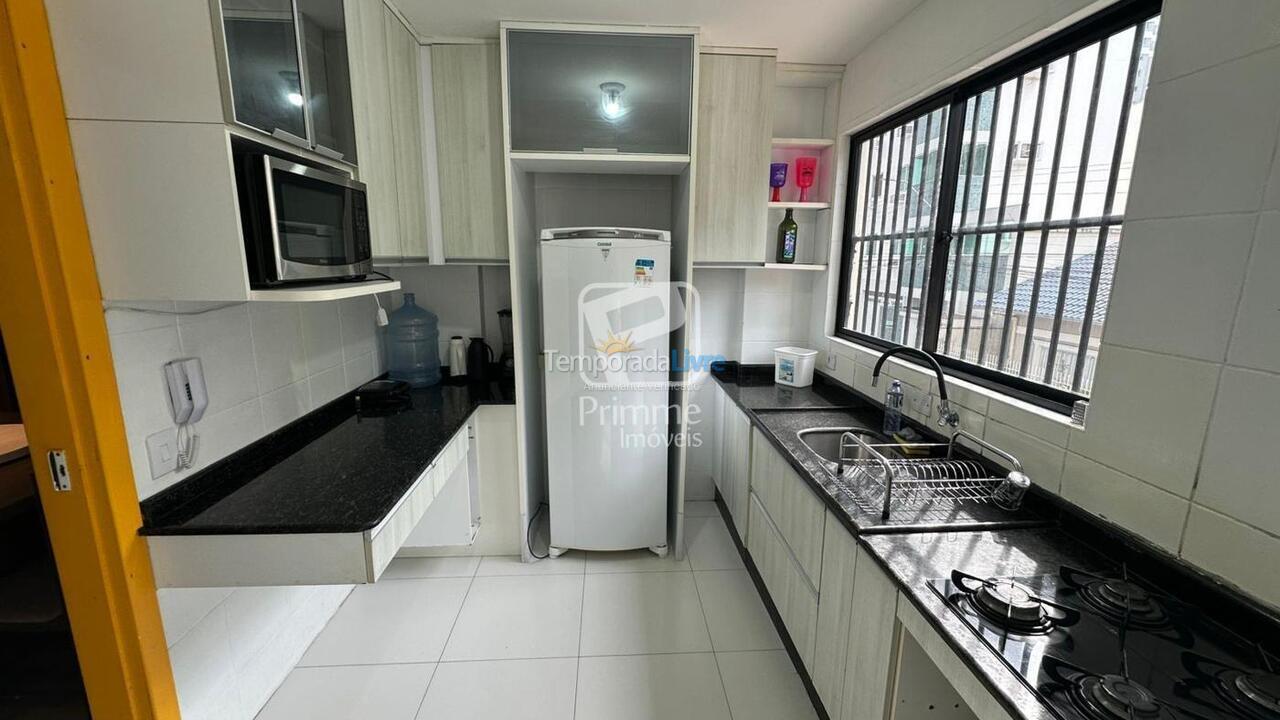 Apartamento para aluguel de temporada em Balneário Camboriú (Centro)