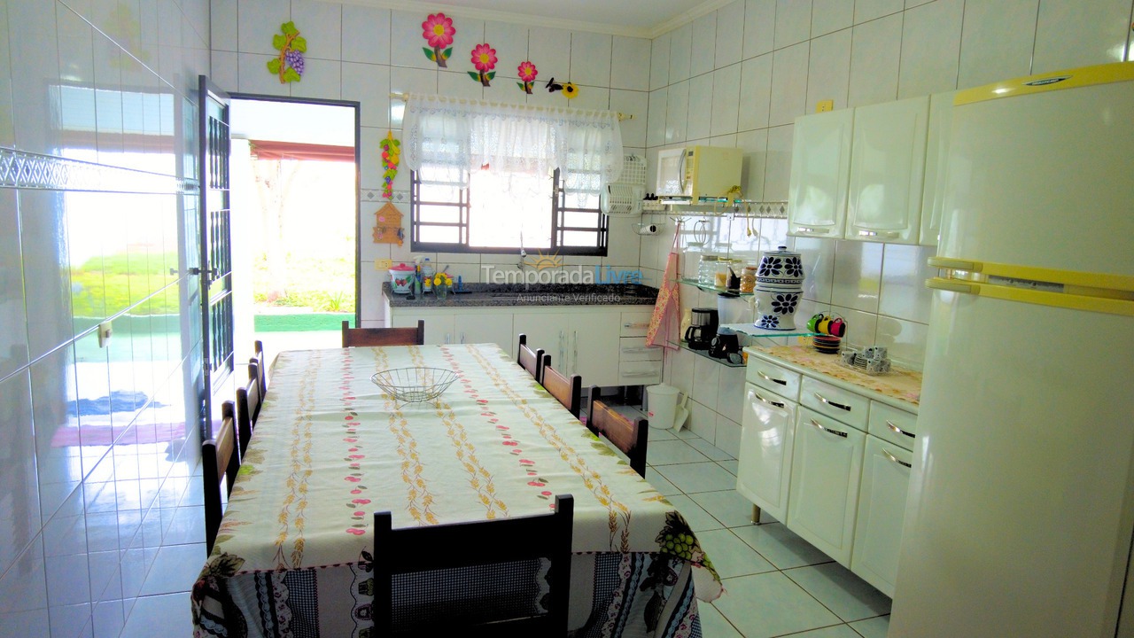 Casa para aluguel de temporada em São Pedro (Recanto das Aguas)