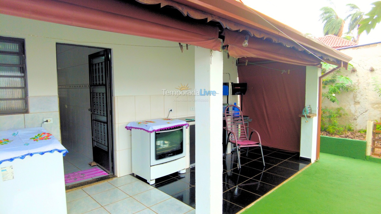 Casa para aluguel de temporada em São Pedro (Recanto das Aguas)