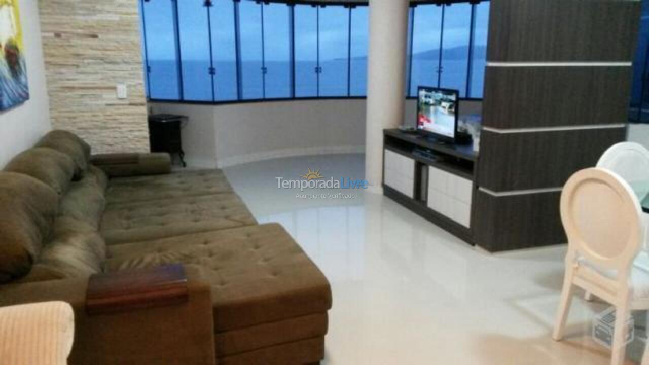 House for vacation rental in Itapema (Centro)