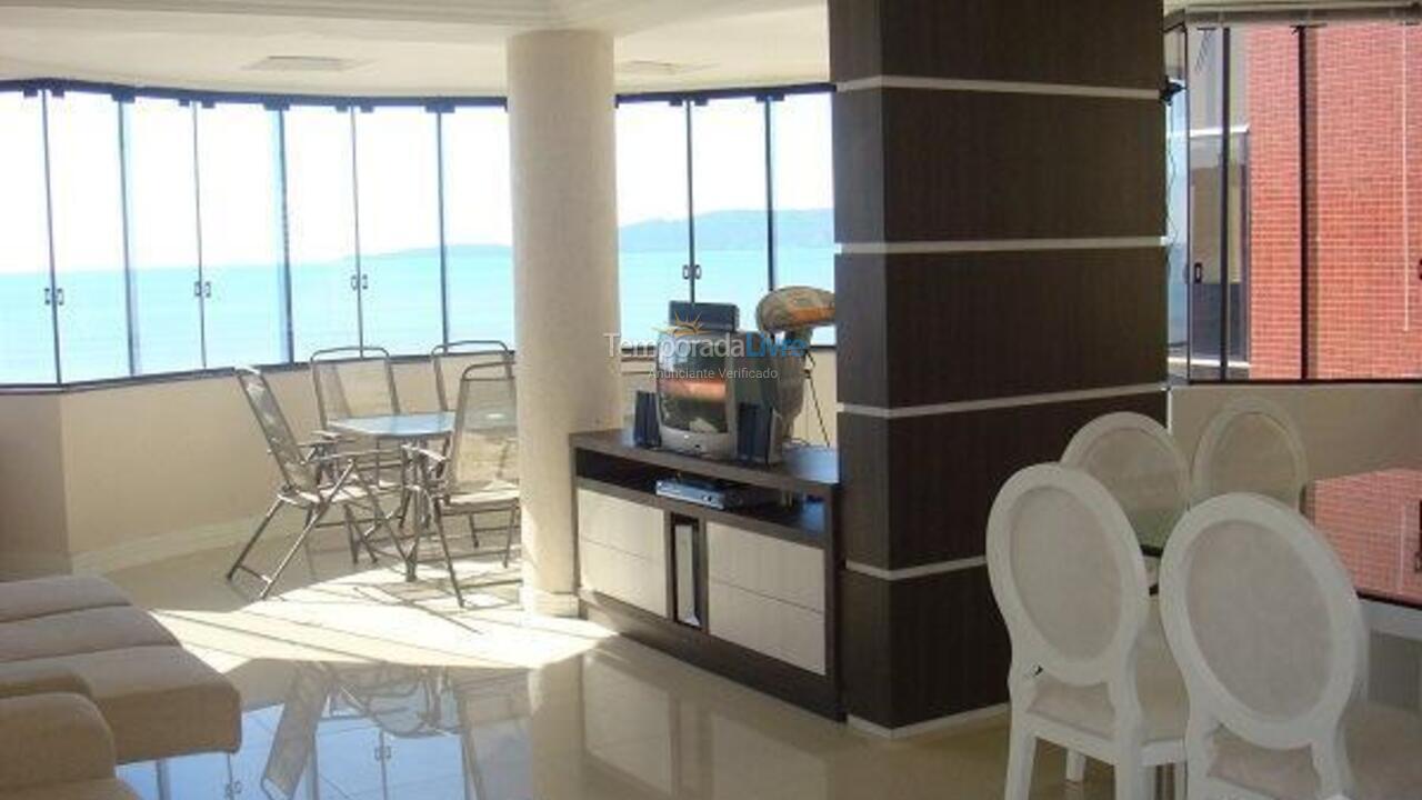 House for vacation rental in Itapema (Centro)