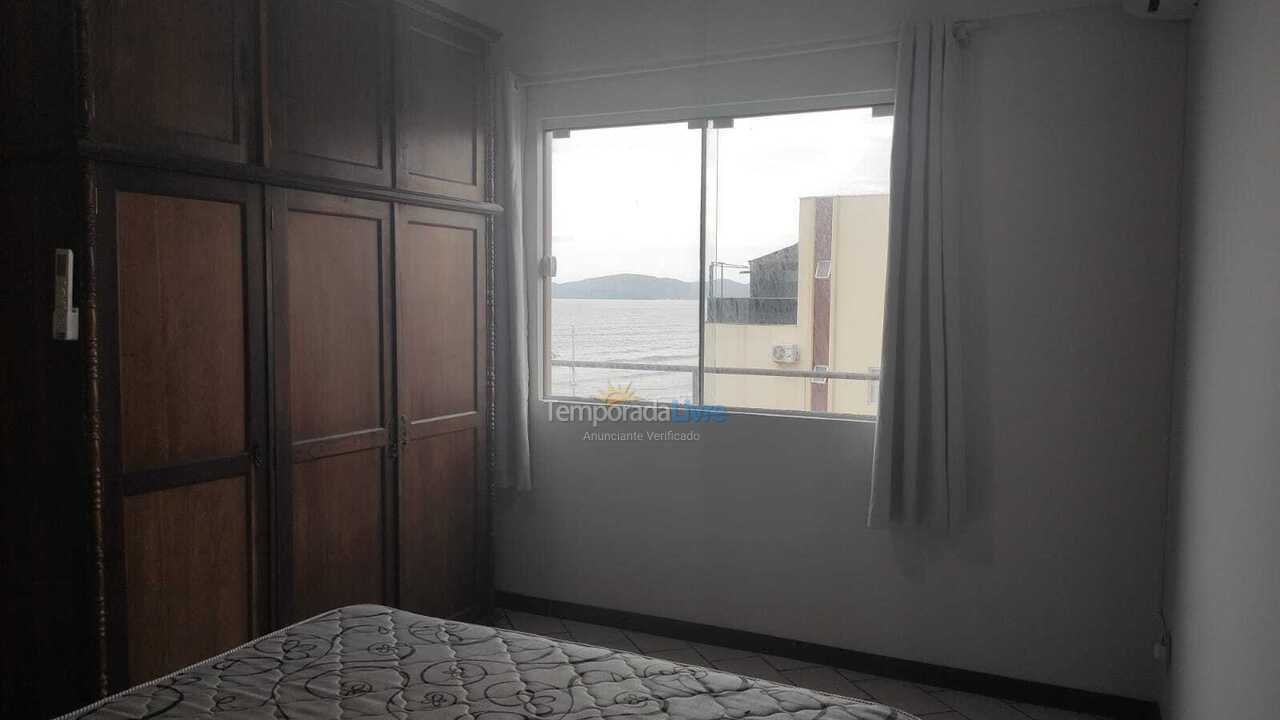 Casa para alquiler de vacaciones em Itapema (Meia Praia)