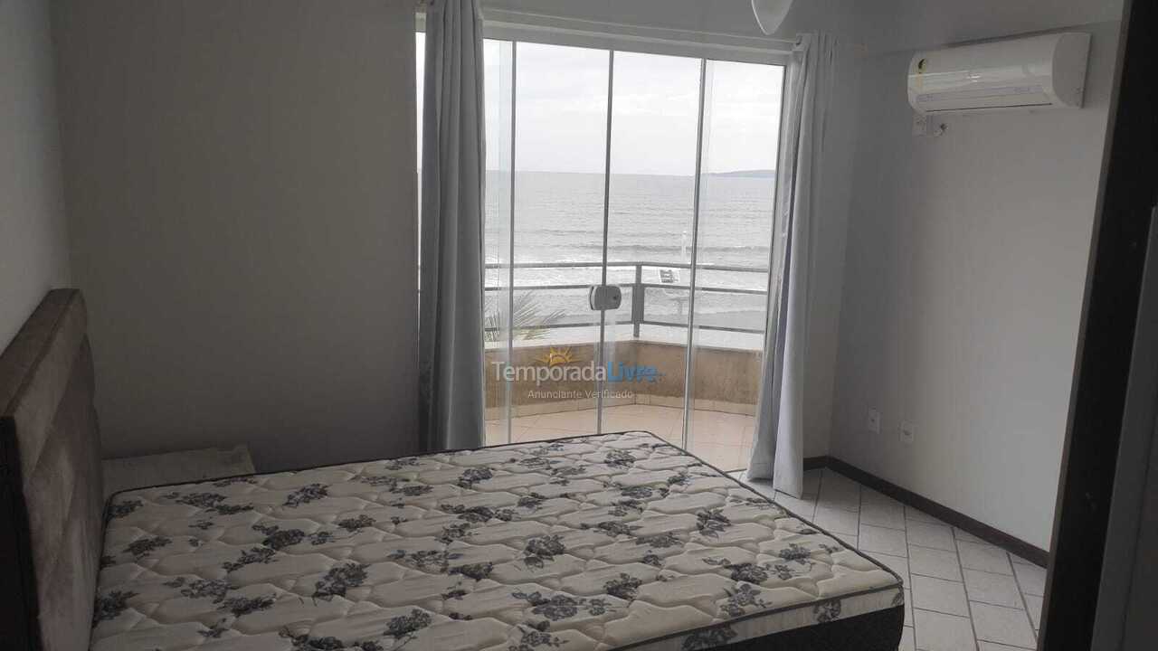 Casa para alquiler de vacaciones em Itapema (Meia Praia)