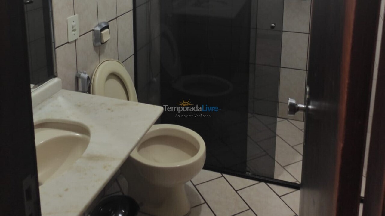 Casa para alquiler de vacaciones em Itapema (Meia Praia)