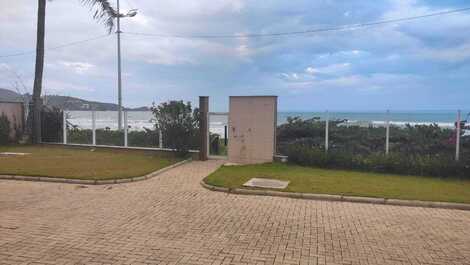 Apartamento frente al mar de 3 habitaciones con aire acondicionado + cuarto de servicio - 3 espacios