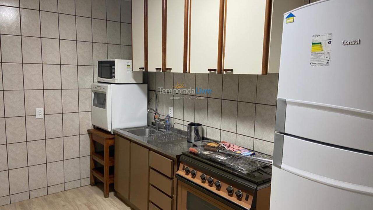 Casa para alquiler de vacaciones em Itapema (Meia Praia)