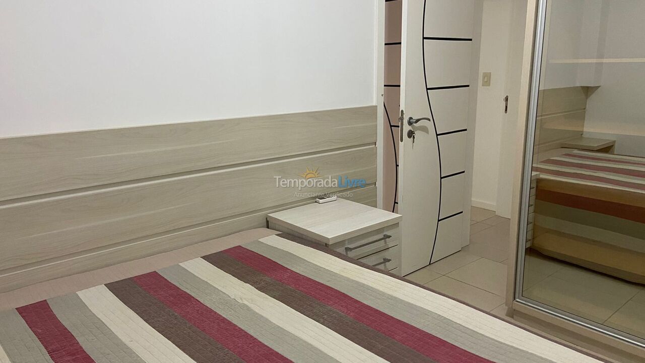 Casa para aluguel de temporada em Itapema (Centro)