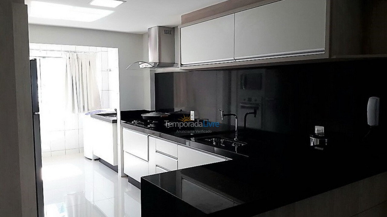 Casa para aluguel de temporada em Itapema (Centro)