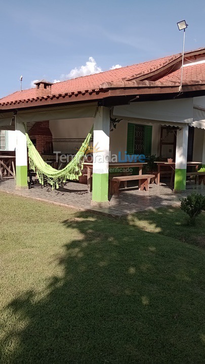 Casa para aluguel de temporada em São Roque (Canguera)