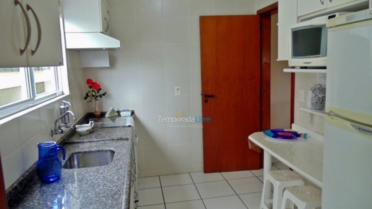 Apartamento para aluguel de temporada em Itapema (Centro)