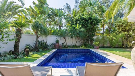 Sernambetiba - Lucio Costa - Mansión opuesta Beach Bar