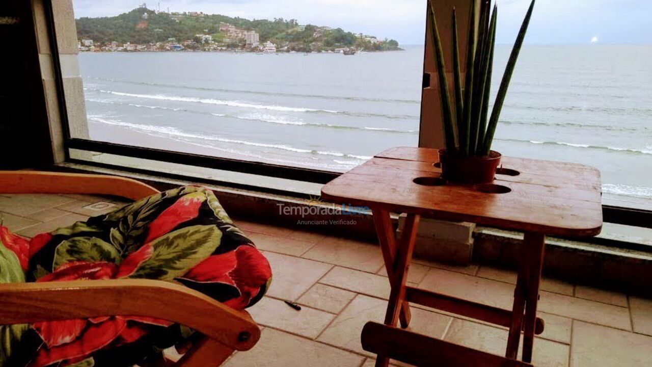 Apartamento para aluguel de temporada em Itapema (Centro)