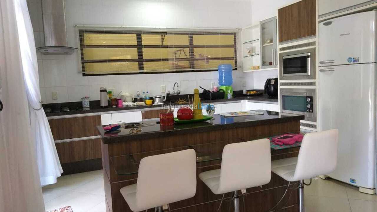 Casa para alquiler de vacaciones em Itapema (Meia Praia)