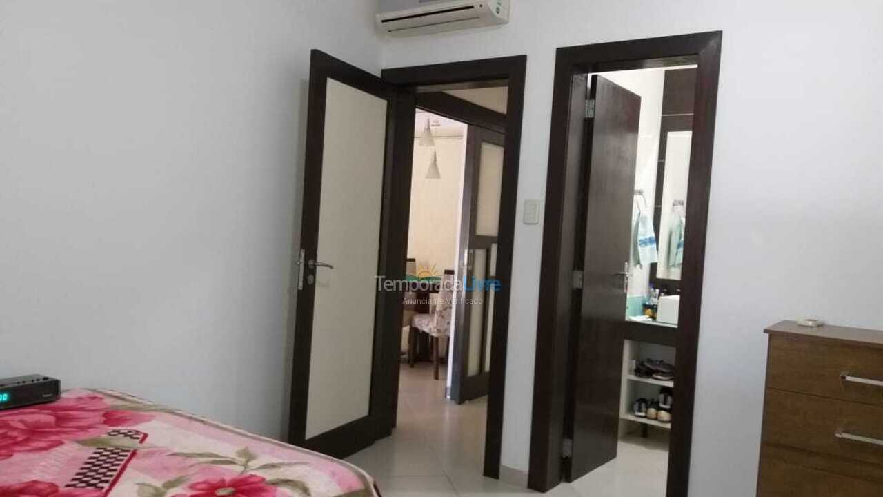 Casa para alquiler de vacaciones em Itapema (Meia Praia)