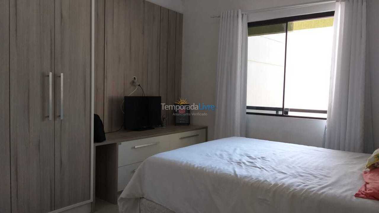 Casa para alquiler de vacaciones em Itapema (Meia Praia)