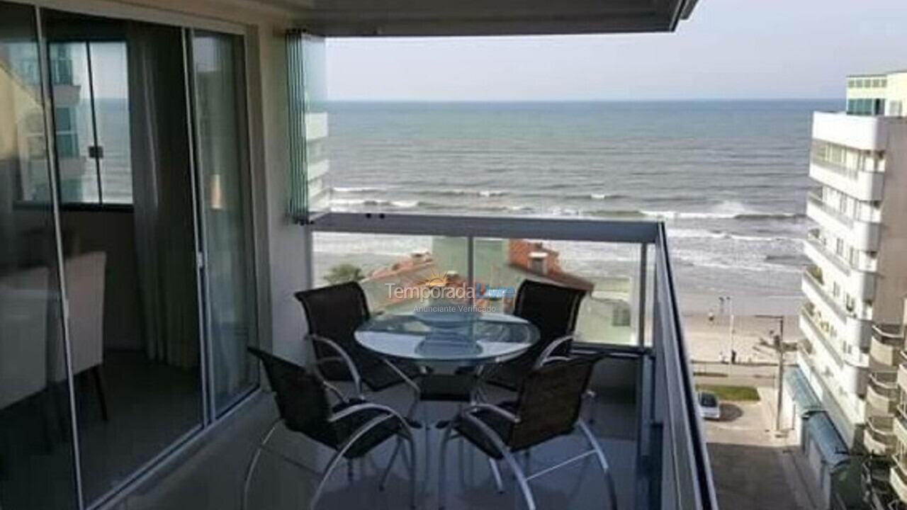 Apartamento para aluguel de temporada em Itapema (Meia Praia)