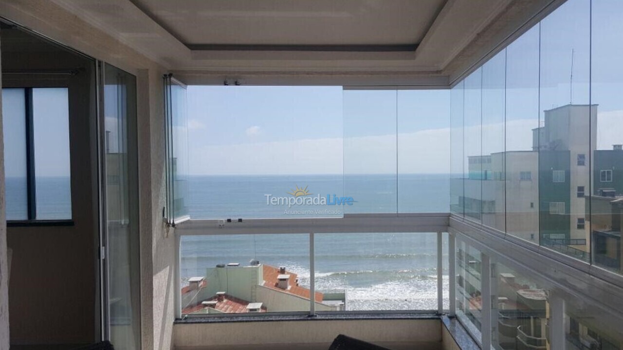 Apartamento para aluguel de temporada em Itapema (Meia Praia)