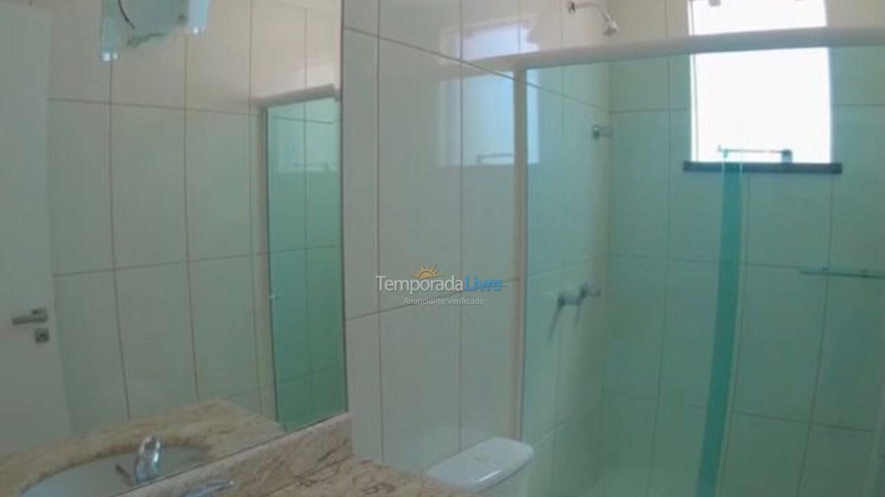 Apartamento para aluguel de temporada em Itapema (Meia Praia)