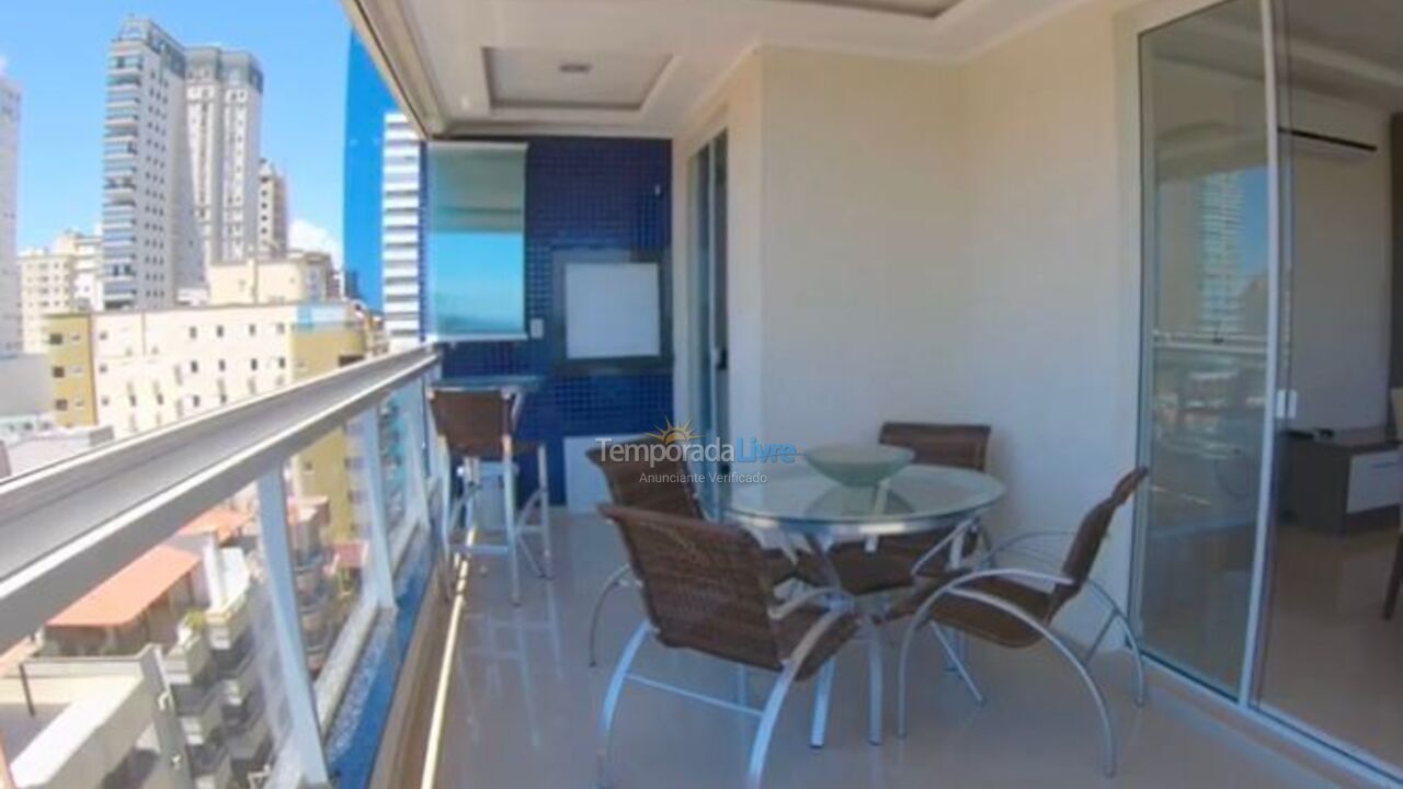 Apartamento para aluguel de temporada em Itapema (Meia Praia)